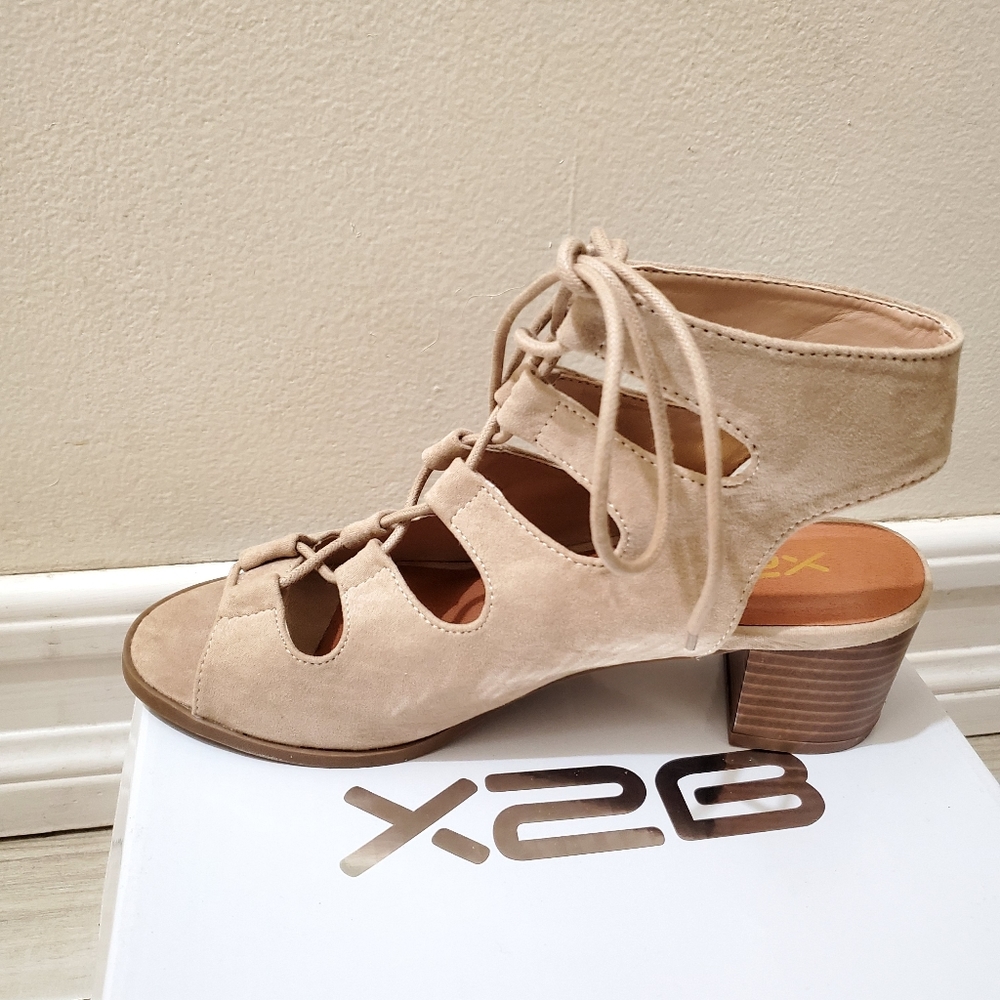 X2B Wishy-1 Open Toe Sandals